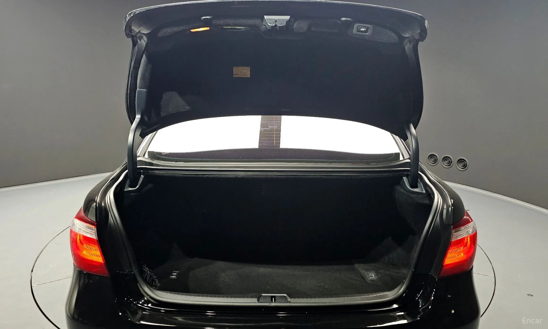 LS460