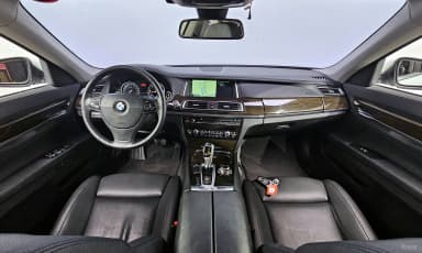 7 Series (F01)