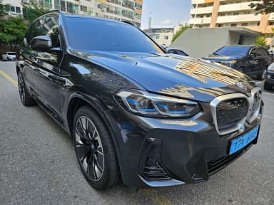 iX3