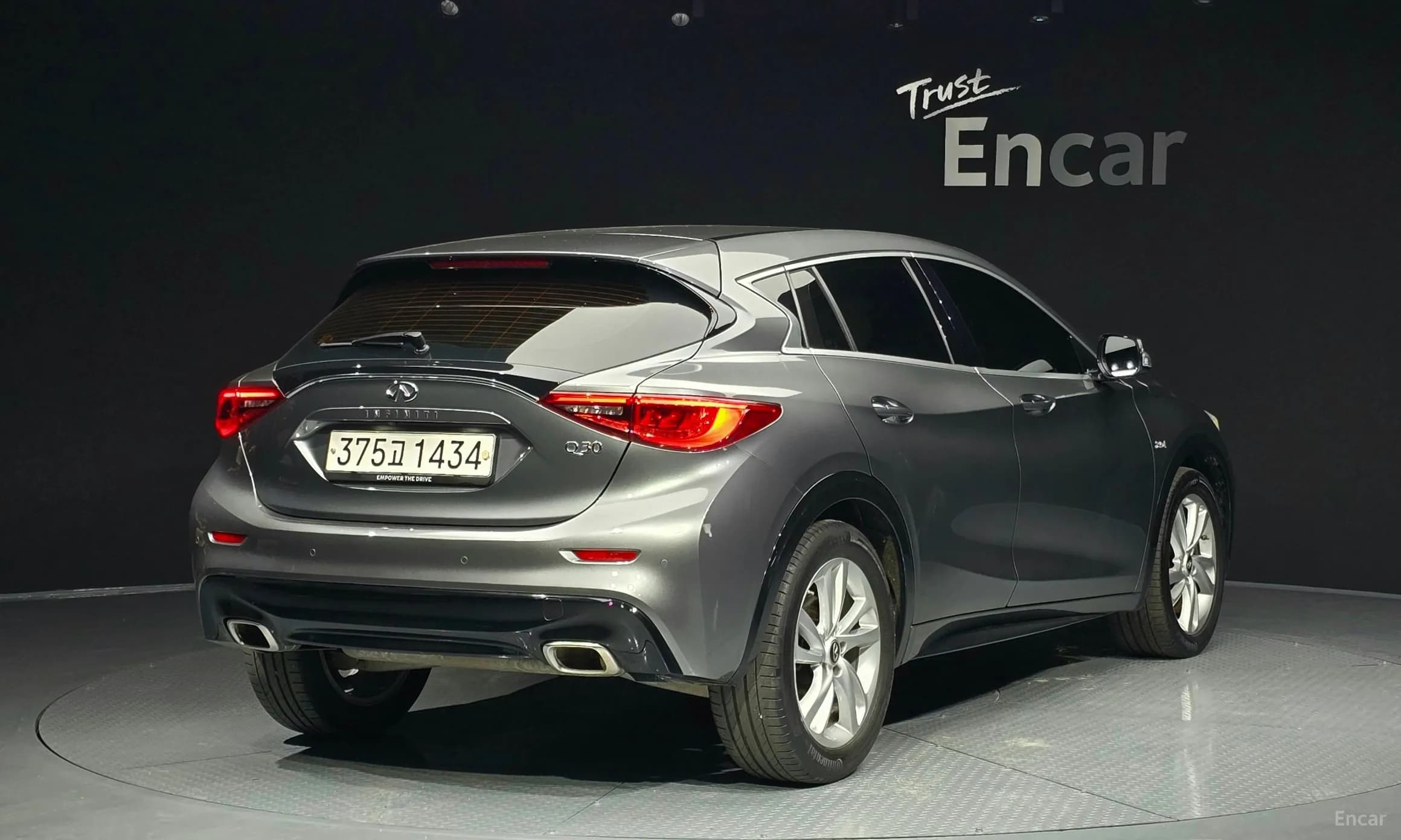 Q30
