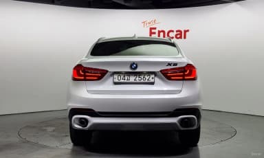 X6 (F16)