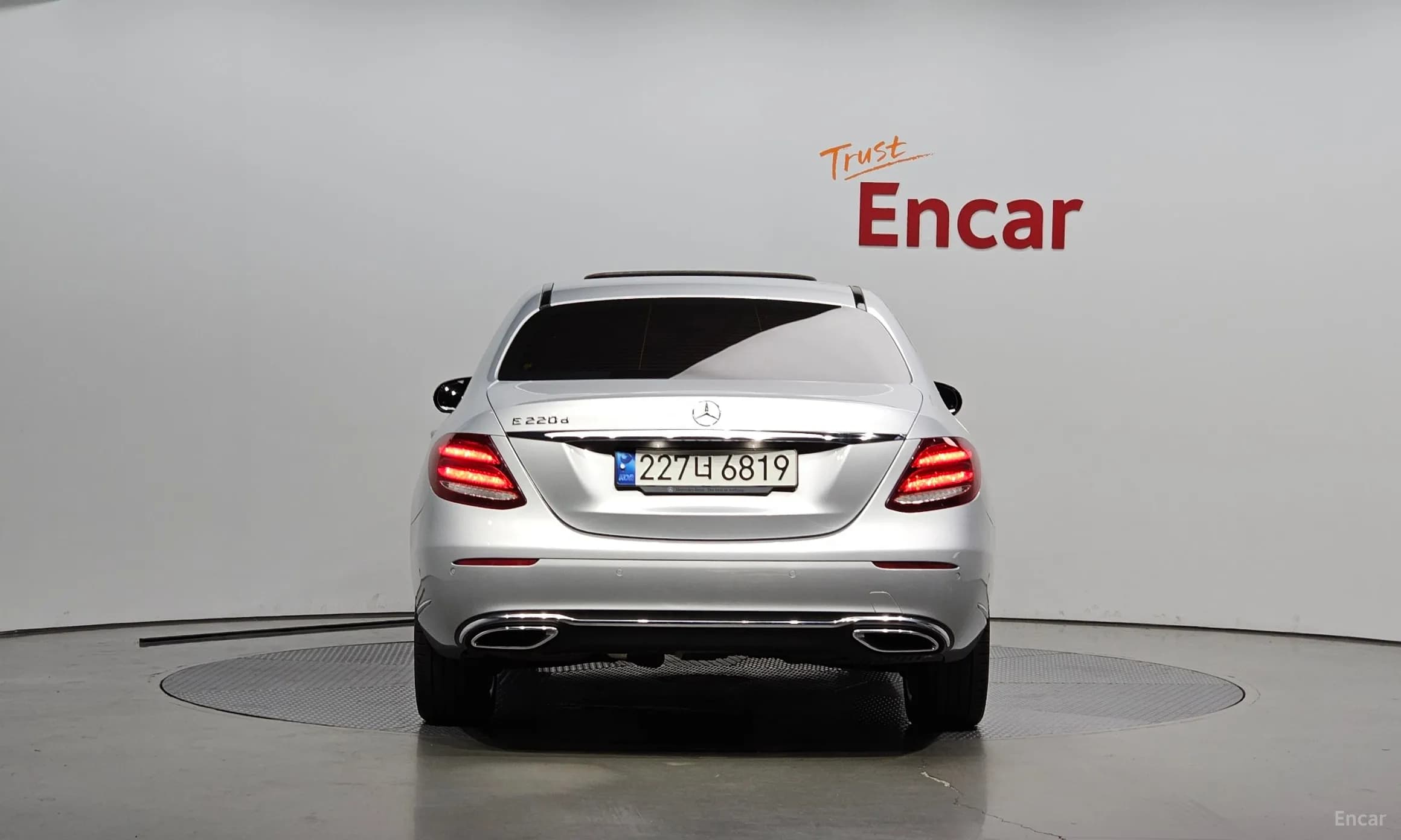 E-Class W213