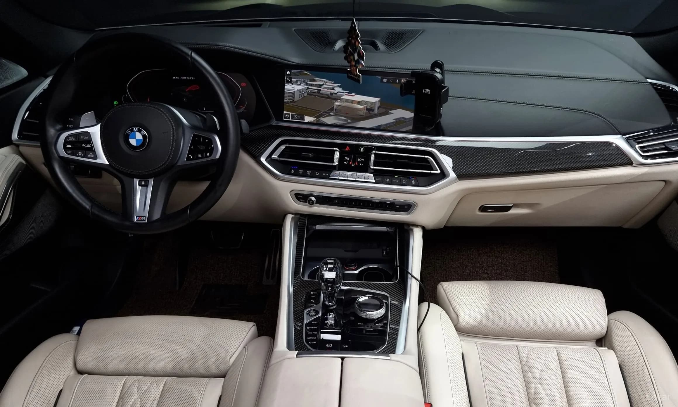 X6 (G06)