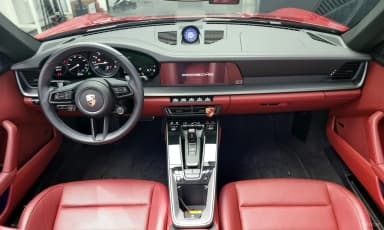 911 (992)