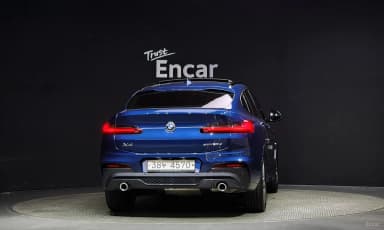 X4 (G02)