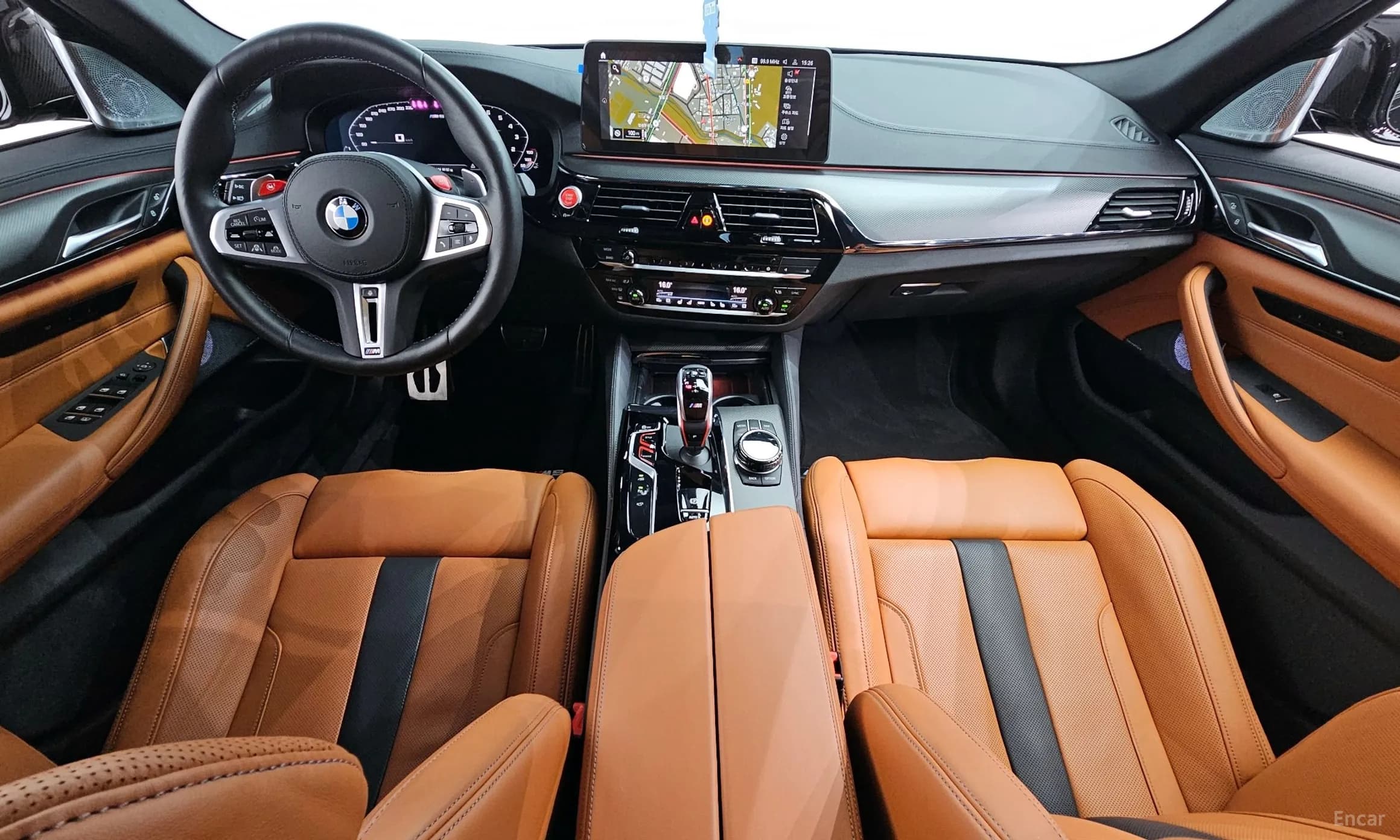 M5 (F90)