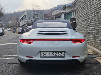 910