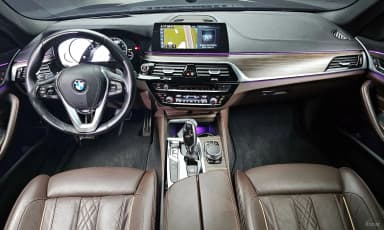 5 Series (G30)