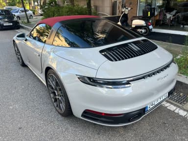 911 (992)