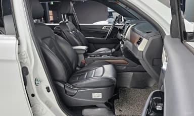 G4 Rexton