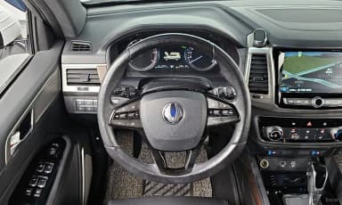 G4 Rexton