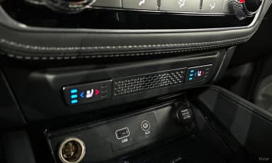 G4 Rexton