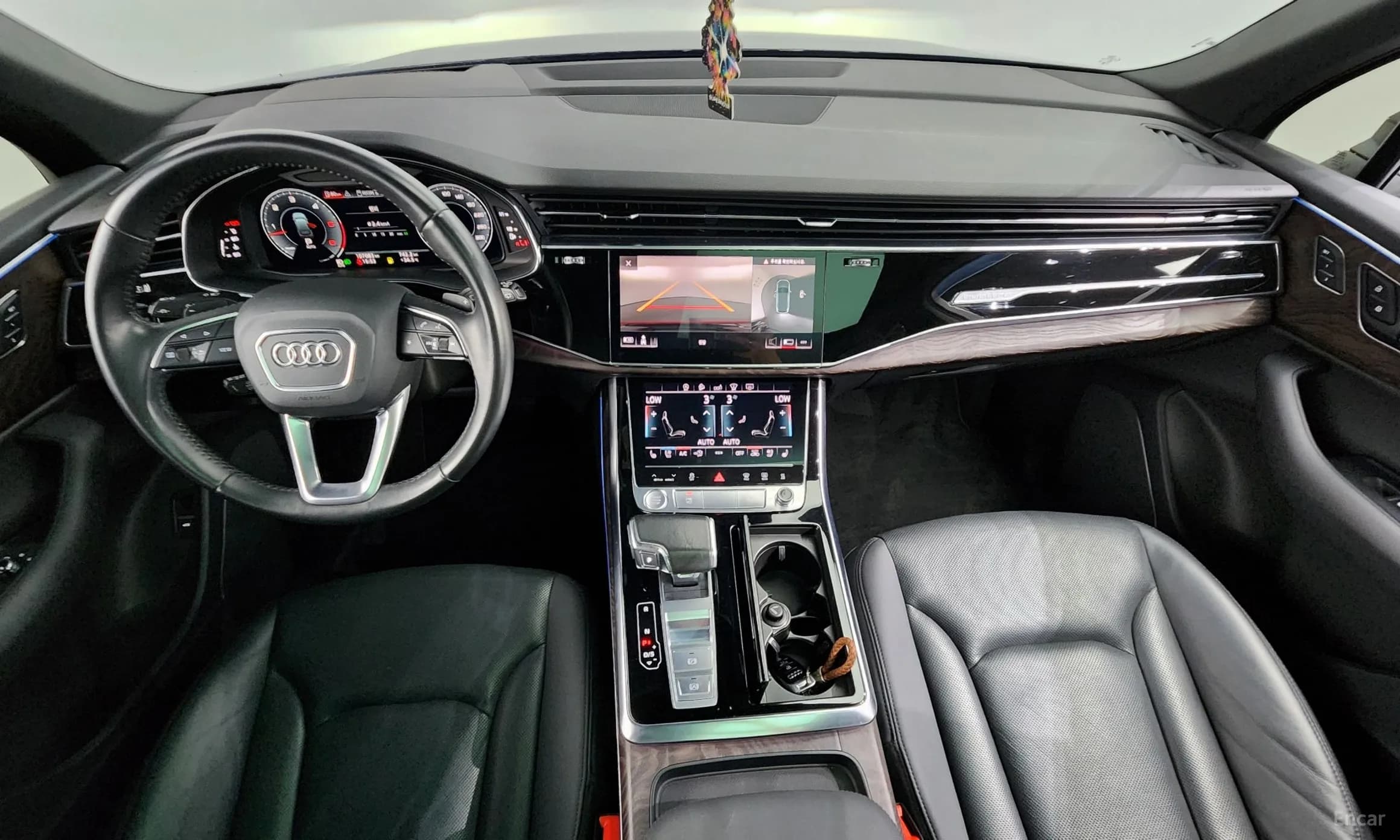 Q7 (4M)