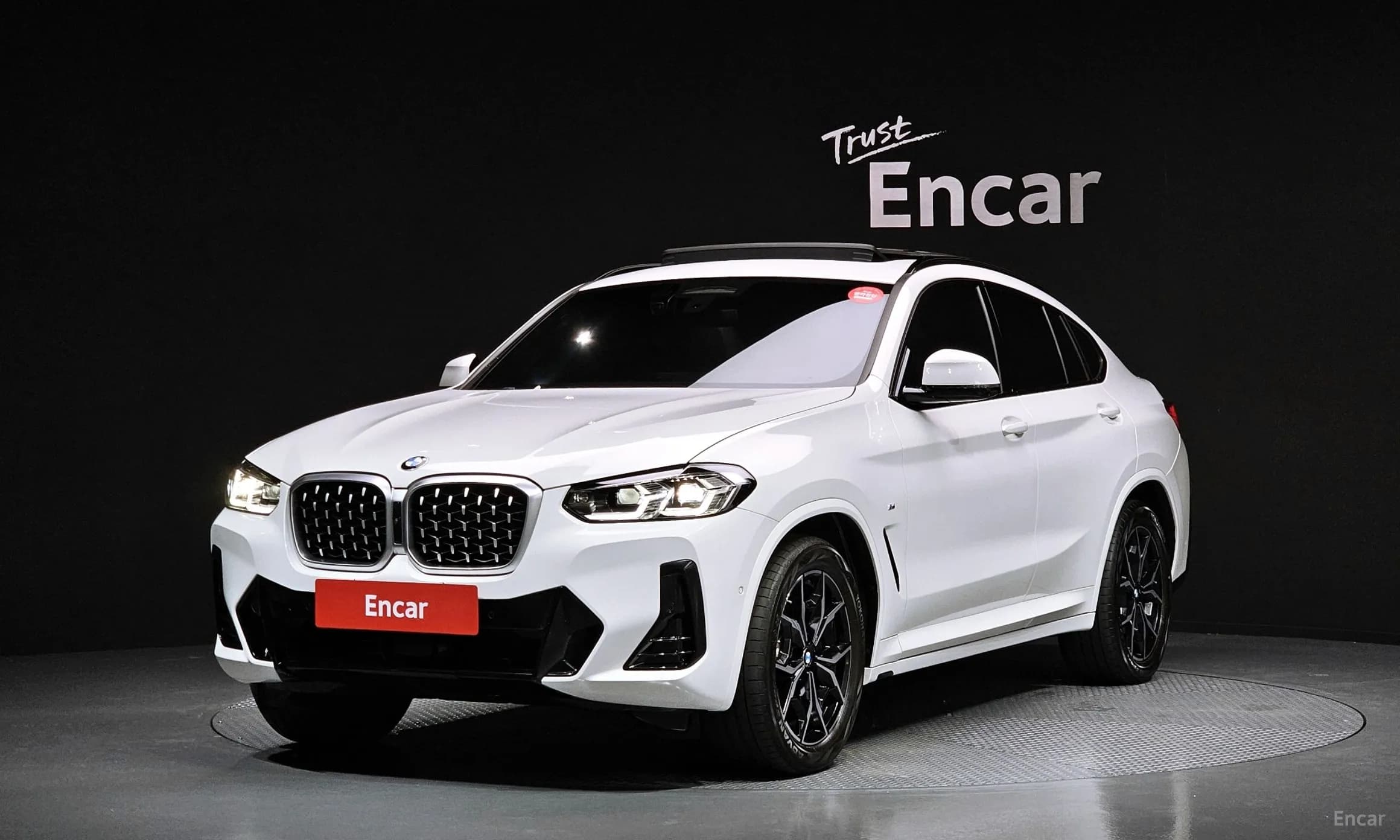 X4 (G02)