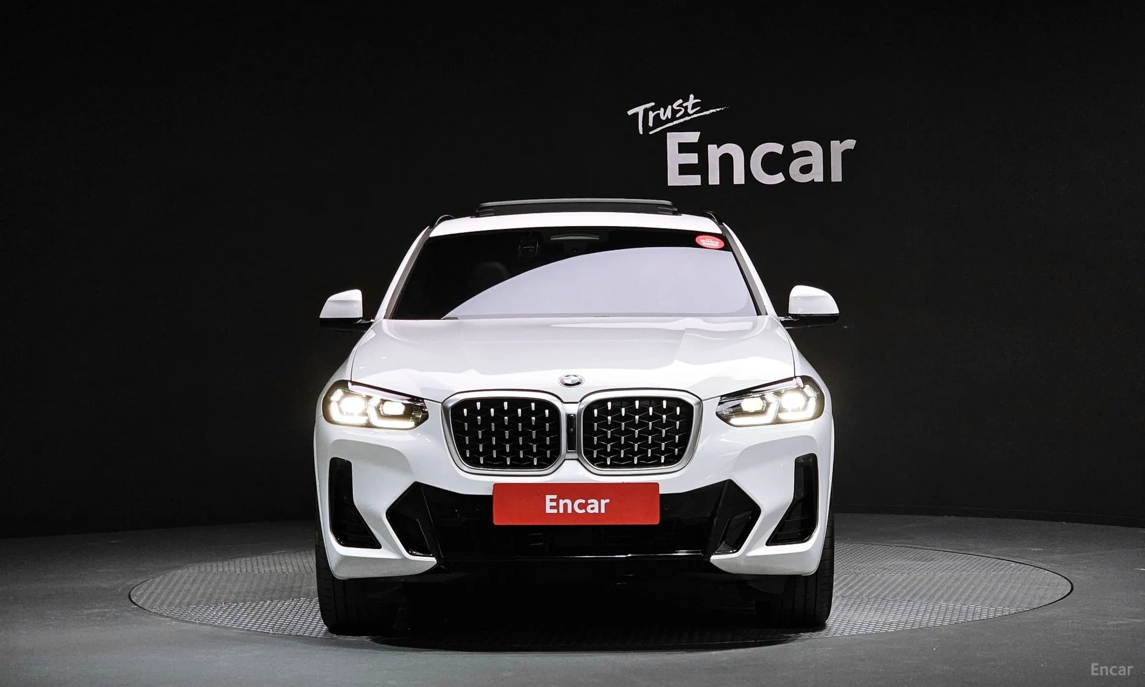 X4 (G02)