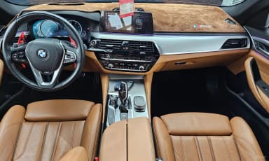 5 Series (G30)