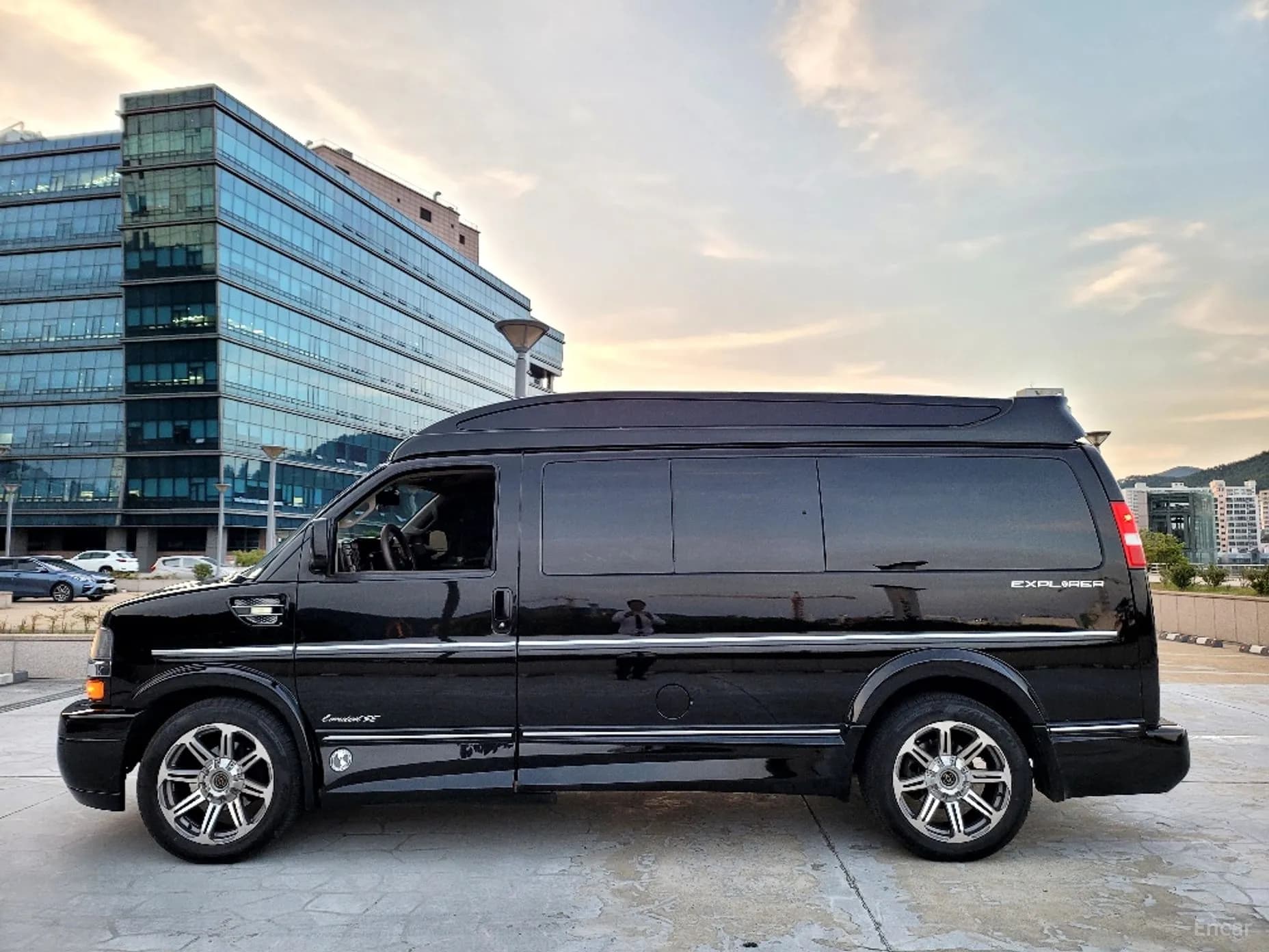 Express Van