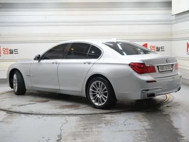 7 Series (F01)