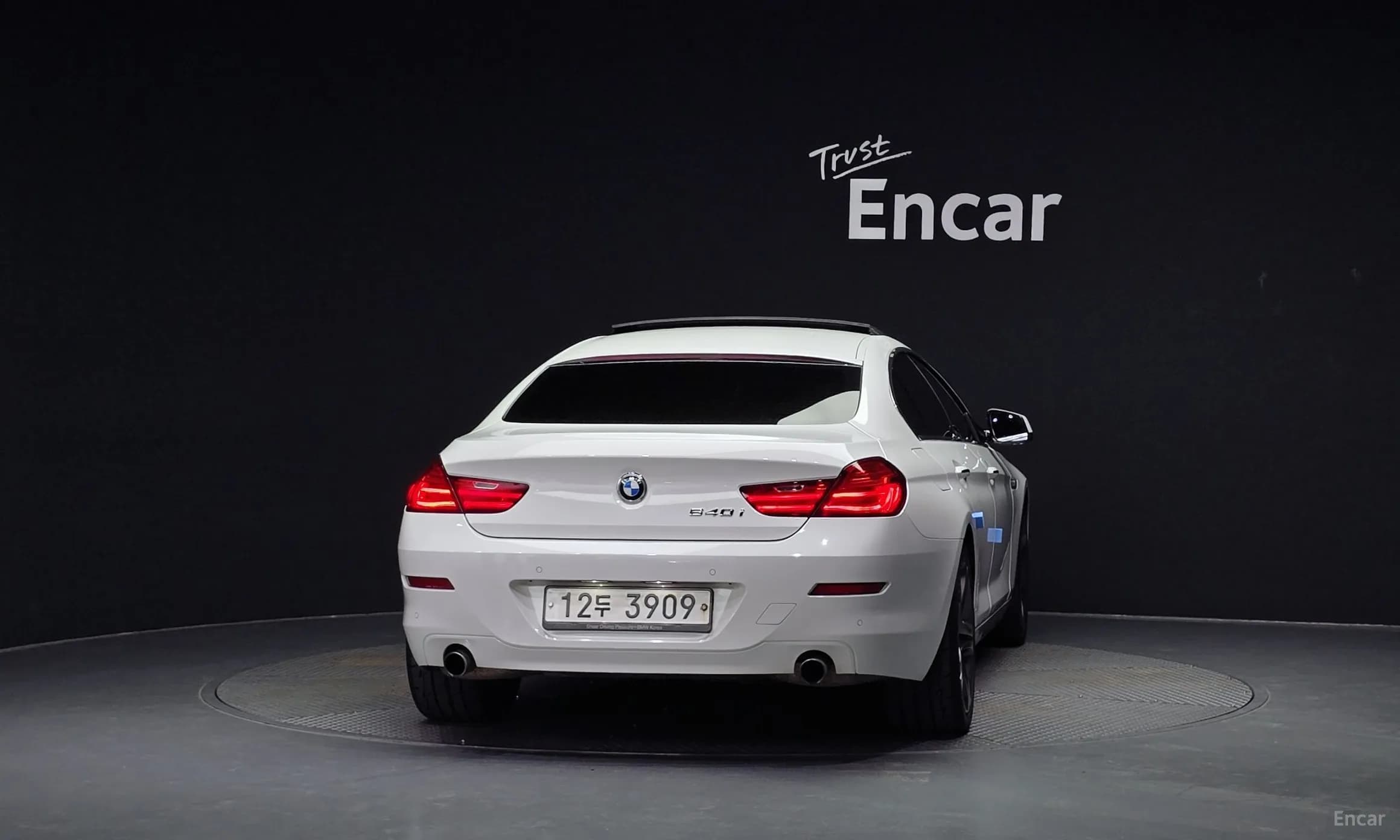 6 Series (F12)