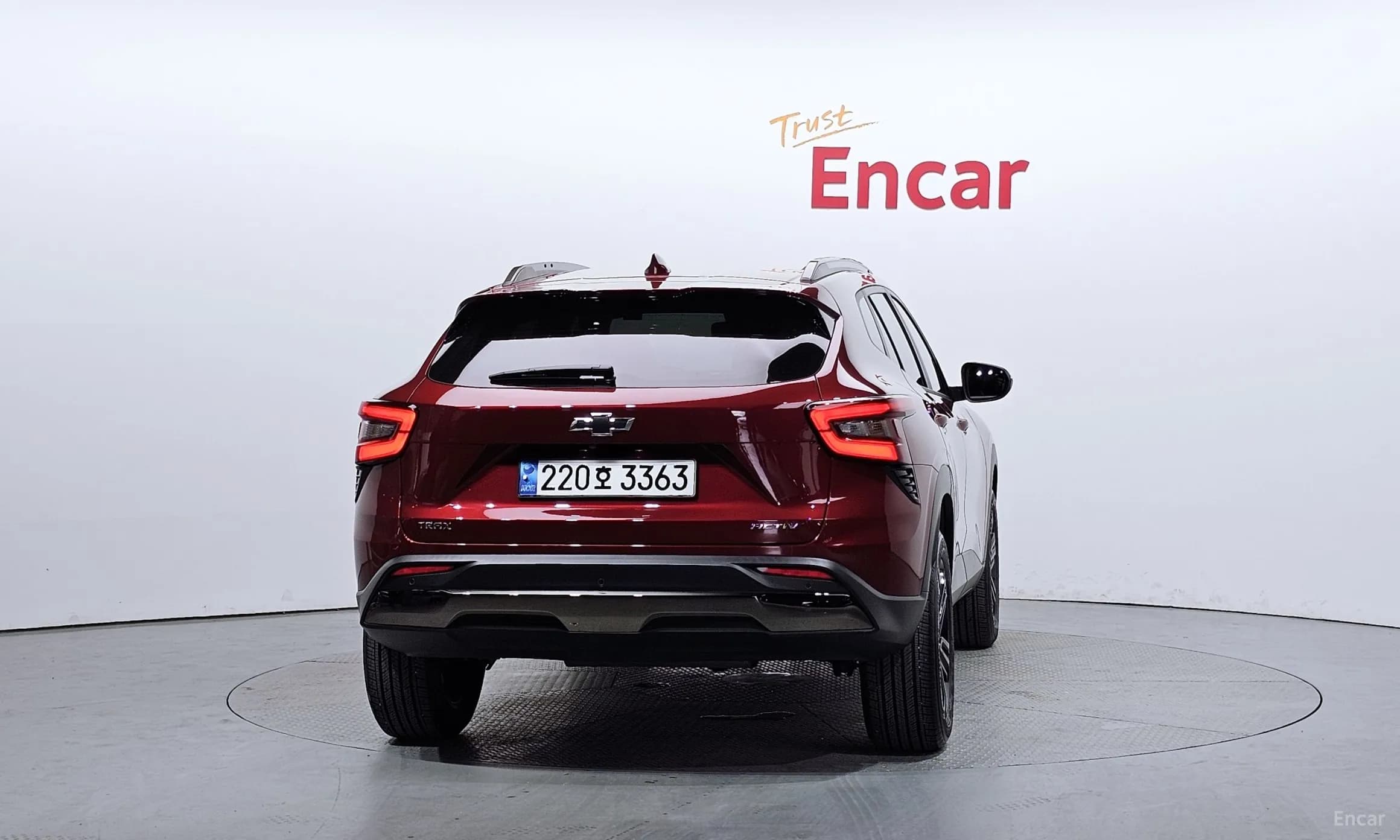 Trax Crossover