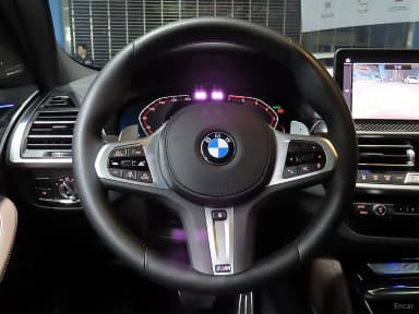 X4 (G02)