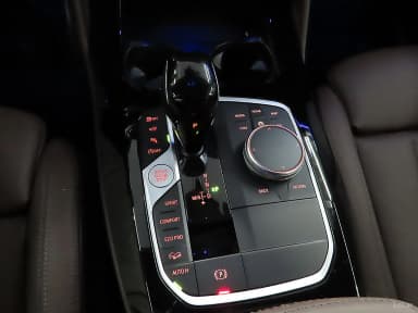 X4 (G02)
