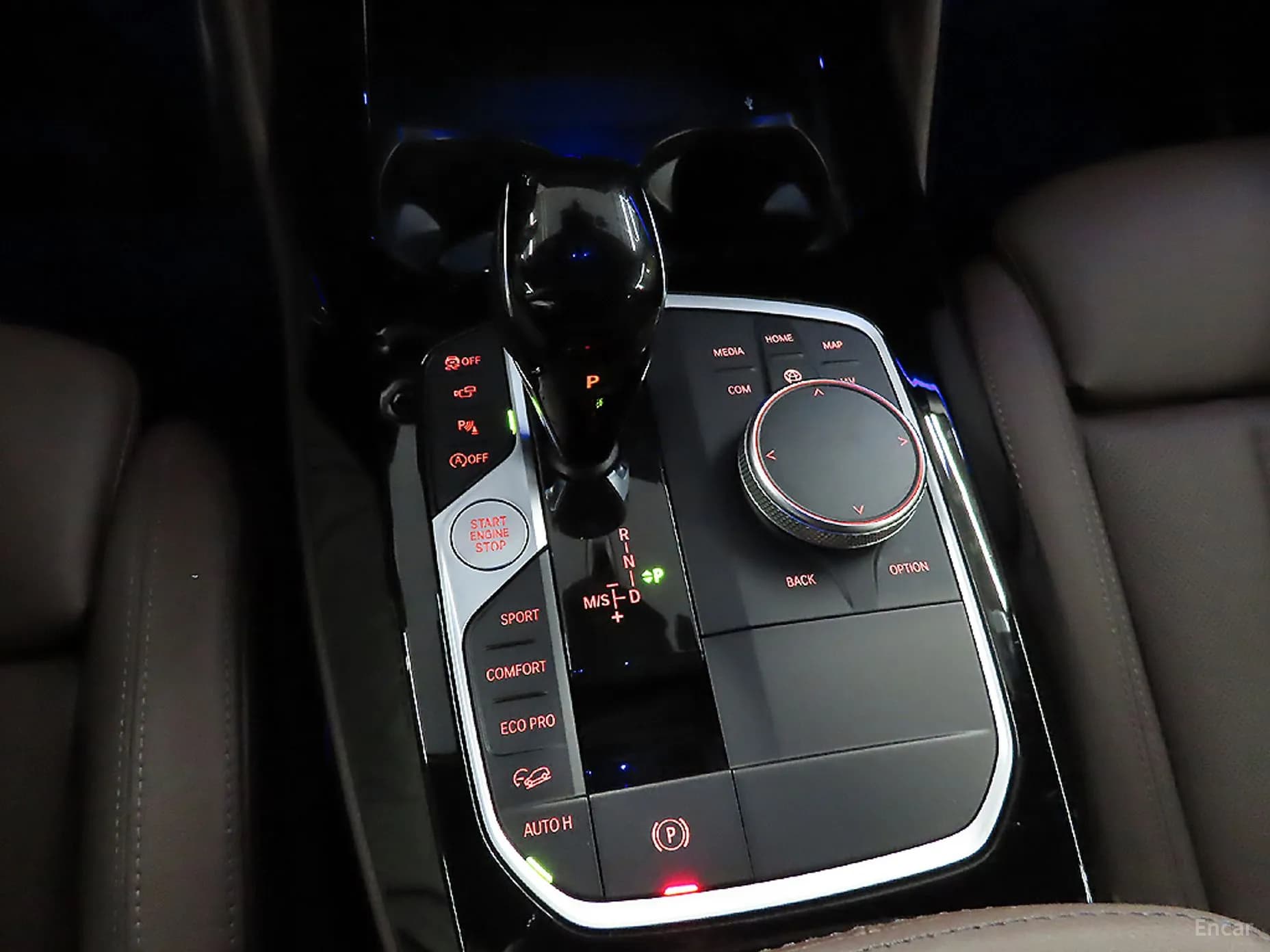 X4 (G02)