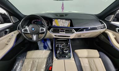 X7 (G07)