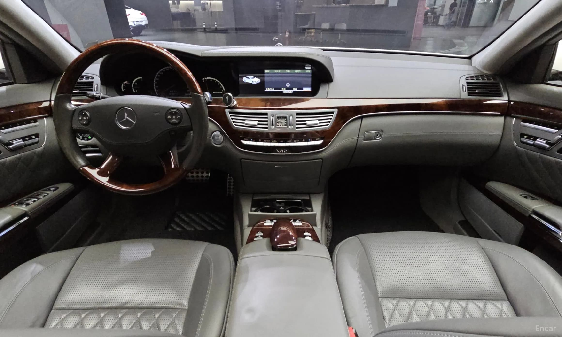 S-Class W221