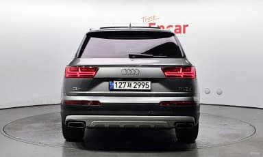 Q7 (4M)