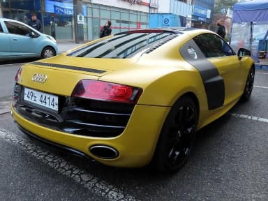 R8