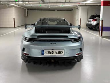 911 (992)