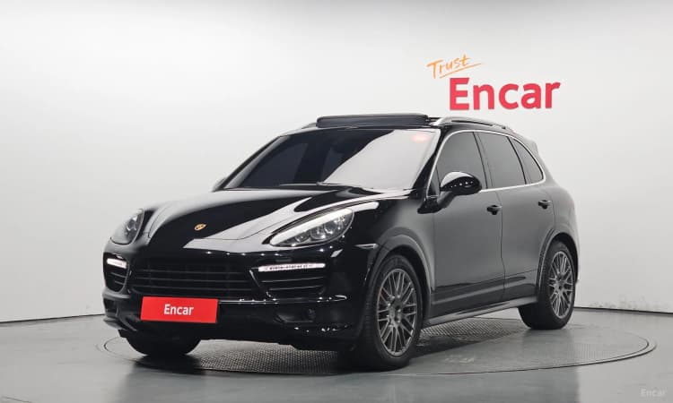 New Cayenne