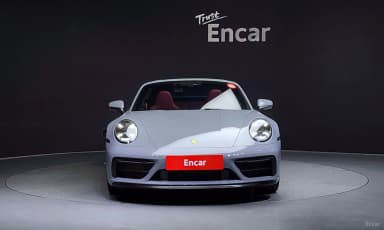 911 (992)