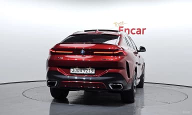 X6 (G06)