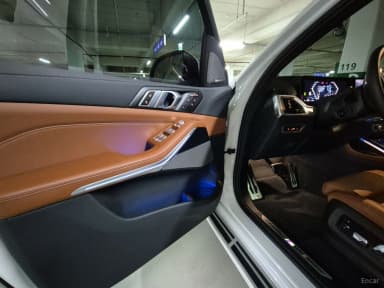 X7 (G07)