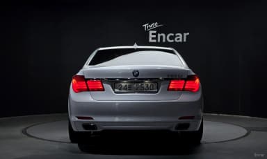 7 Series (F01)