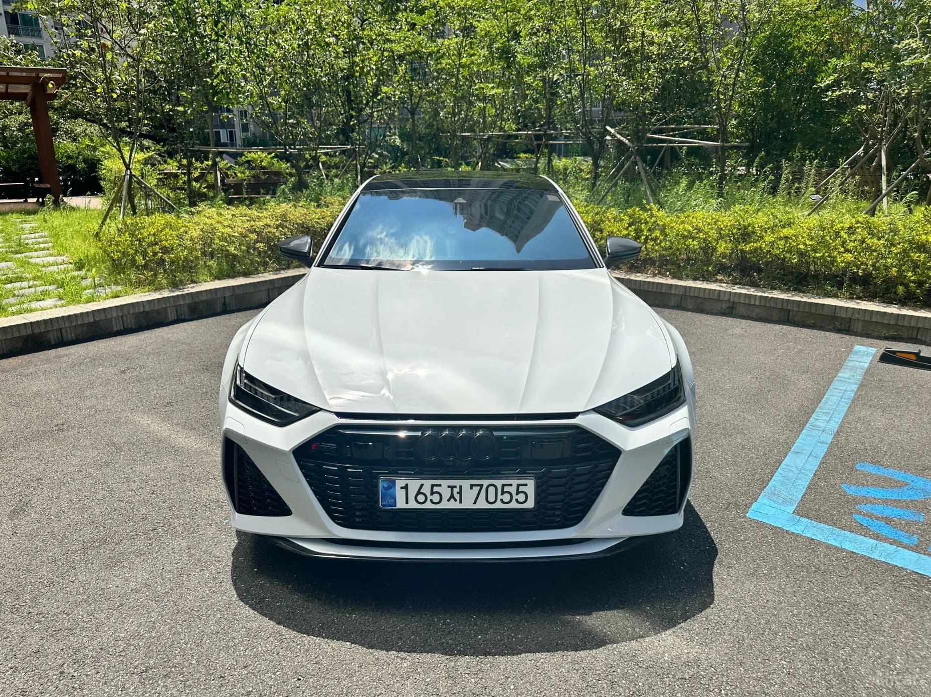 RS7 (4K)