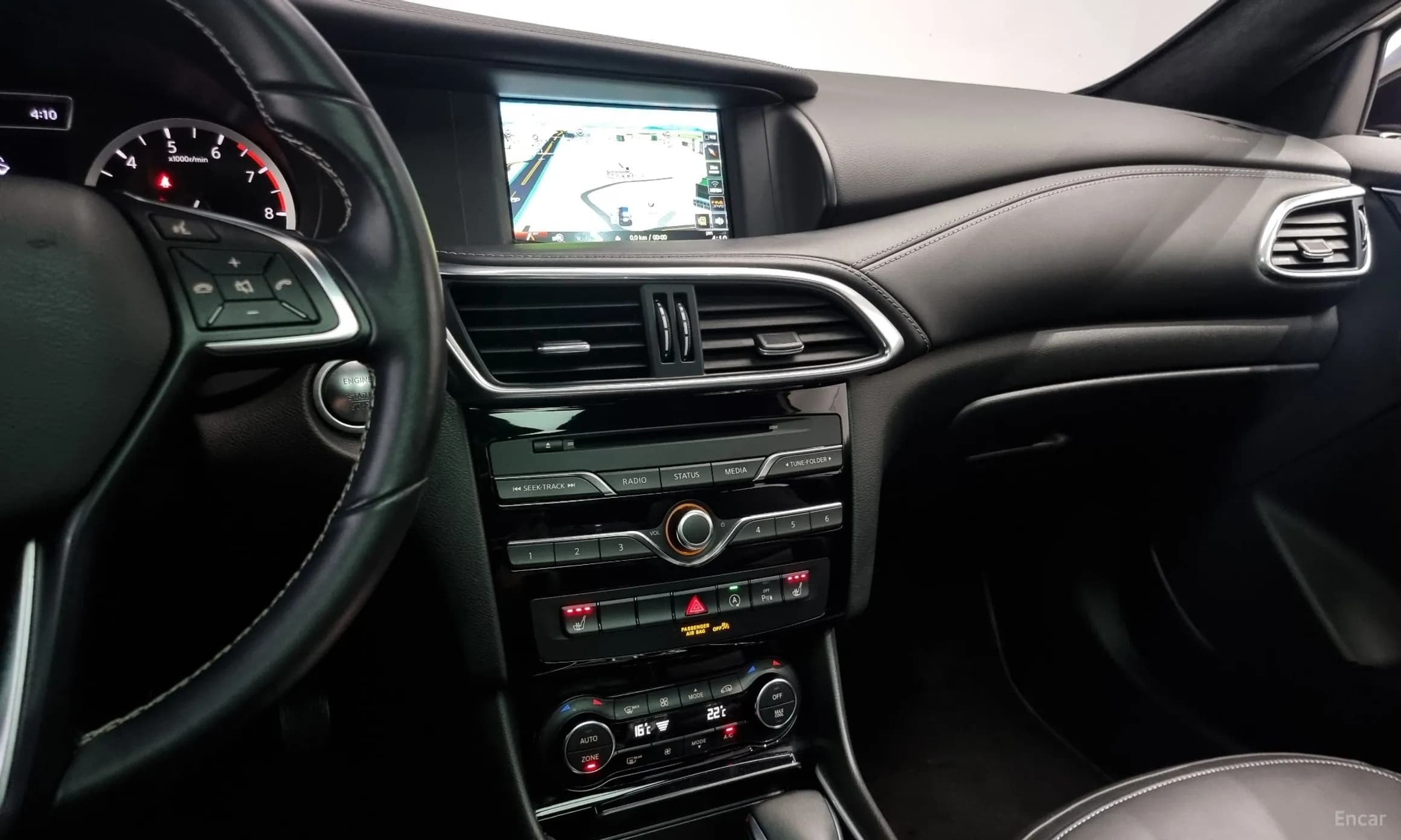 Q30