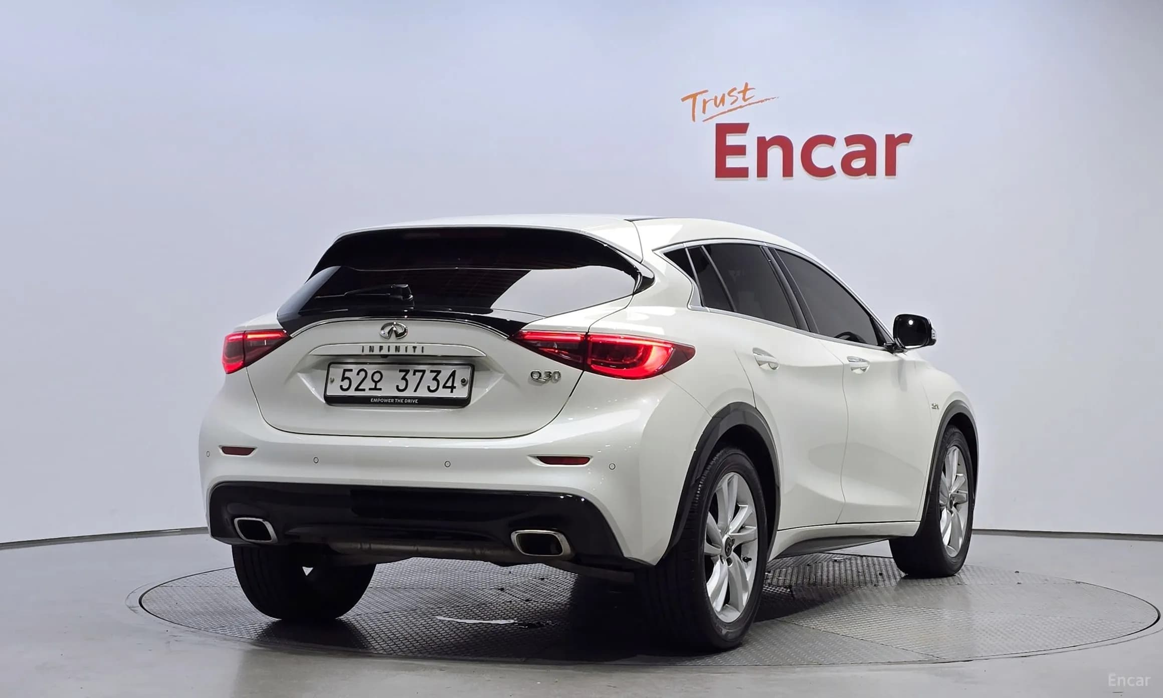 Q30