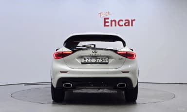 Q30