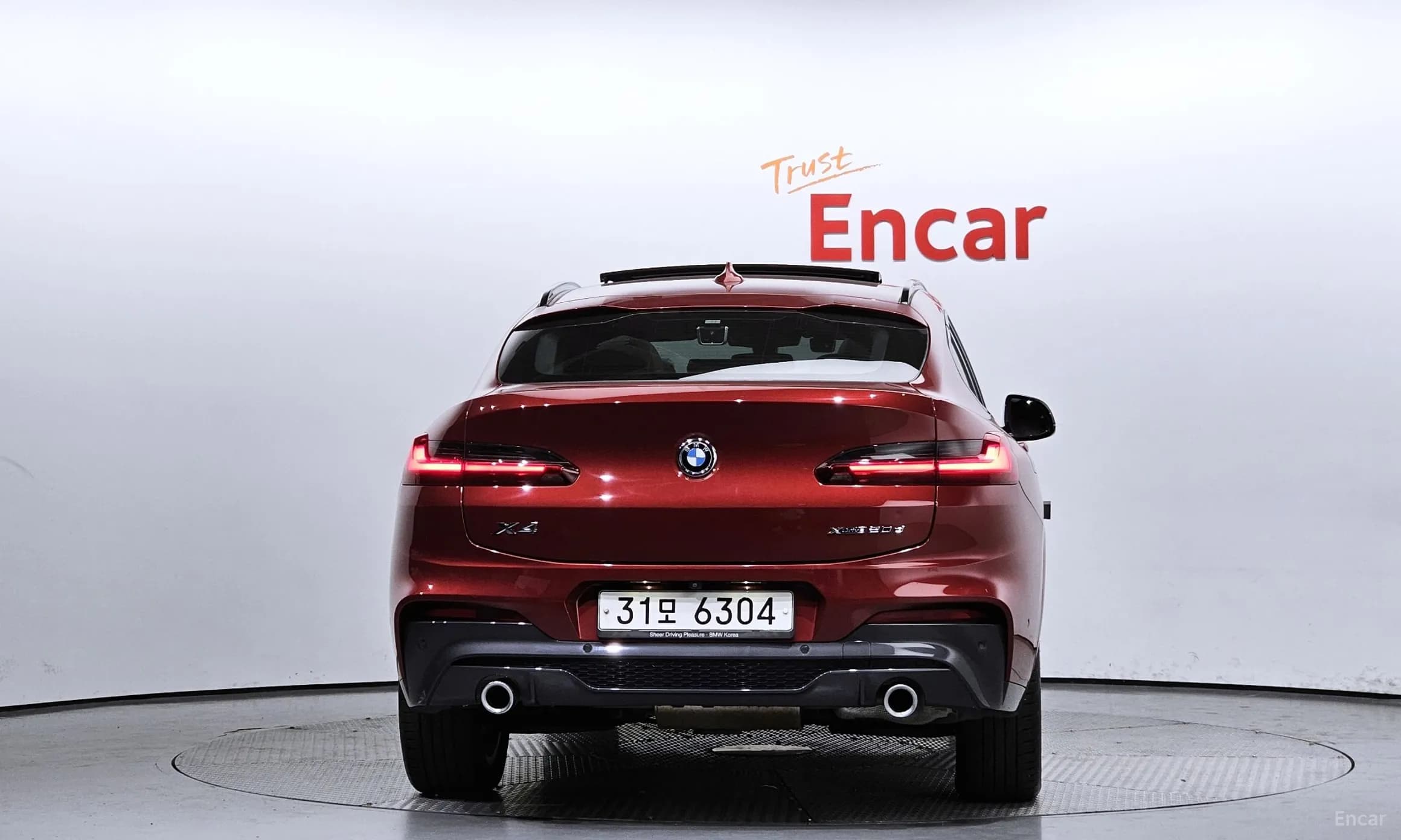 X4 (G02)