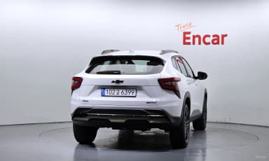 Trax Crossover