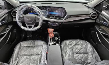 Trax Crossover