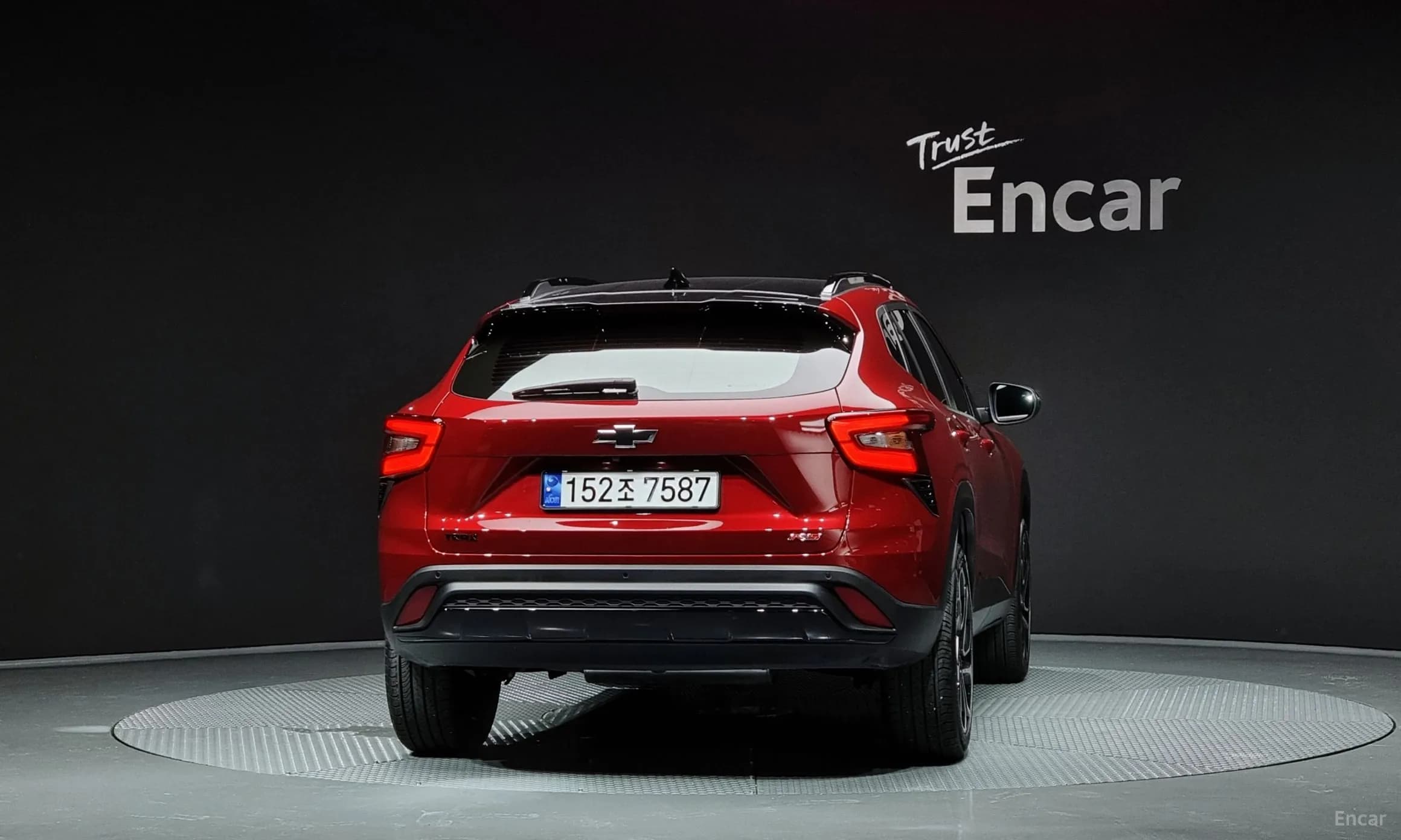 Trax Crossover
