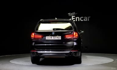 X5 (F15)