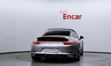 910
