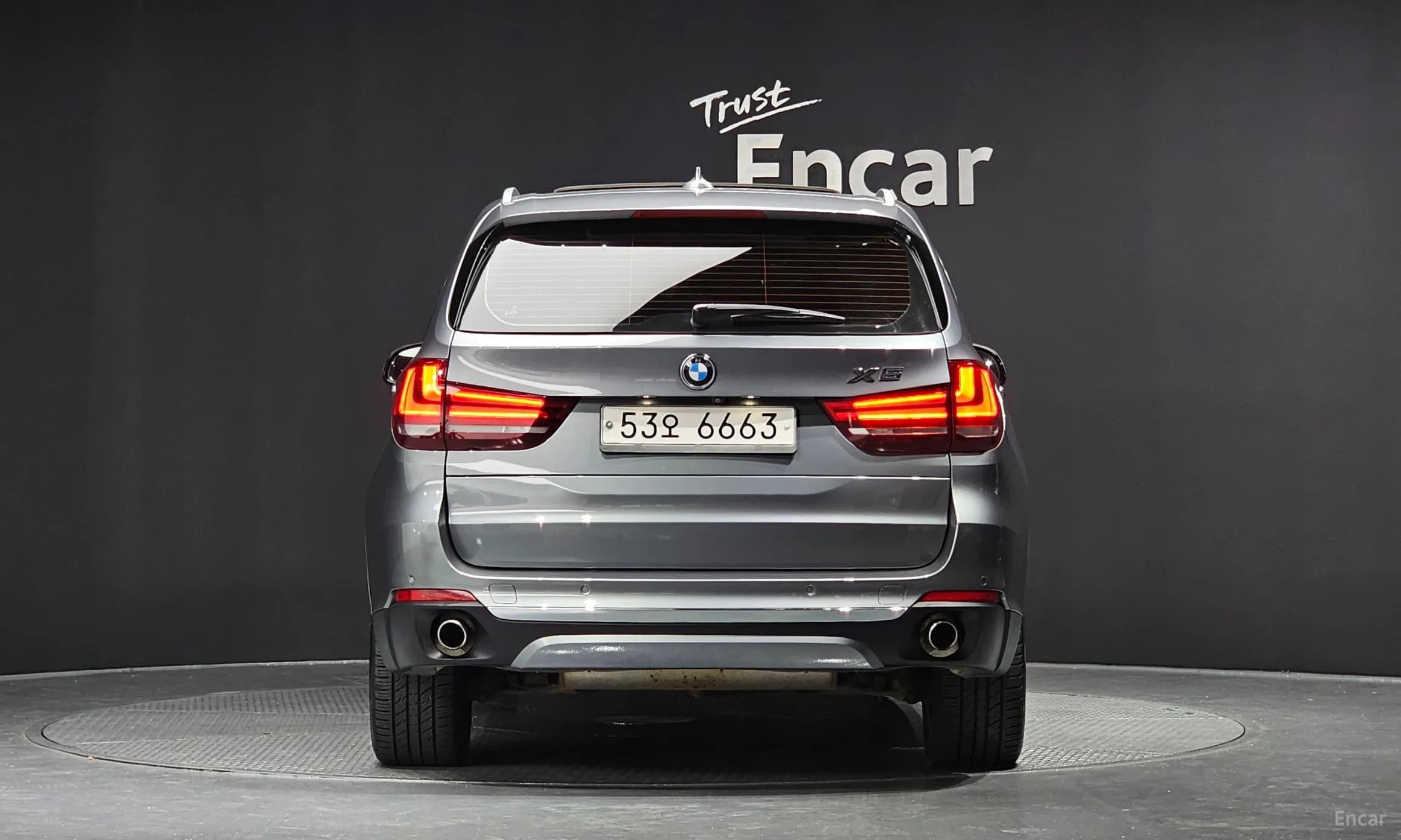 X5 (F15)