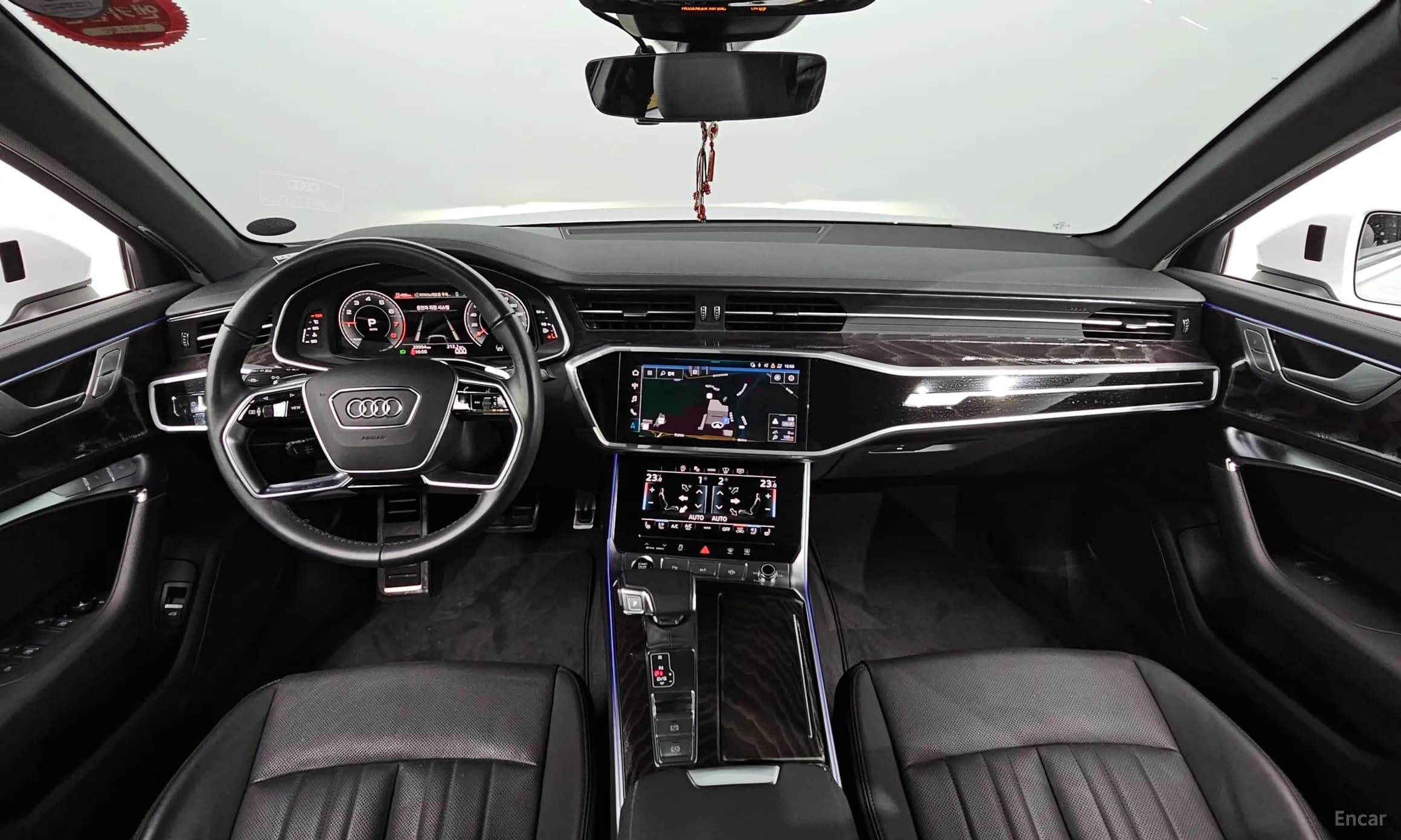 A6 (C8)
