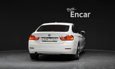 Series 4 (F32)